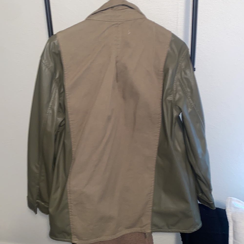 Zara Shacket - Picture 2 of 4